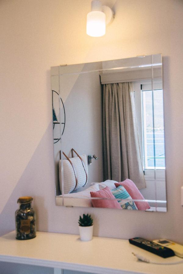 Theodora Rooms Poros Town Exterior foto